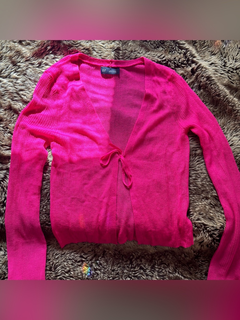 GAP Women's Hot Pink V-Neck Sweater